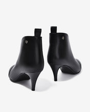 Giày Boot Nữ Zucia Mũi Nhọn Cổ Khoét Phối Thun-GTHB2-Đen Color1