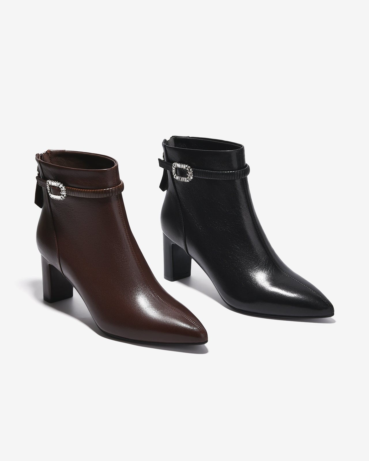 Giày Boot Nữ Zuciani Khóa Kéo Quai Đính Đá-GCM36-Đen Color1