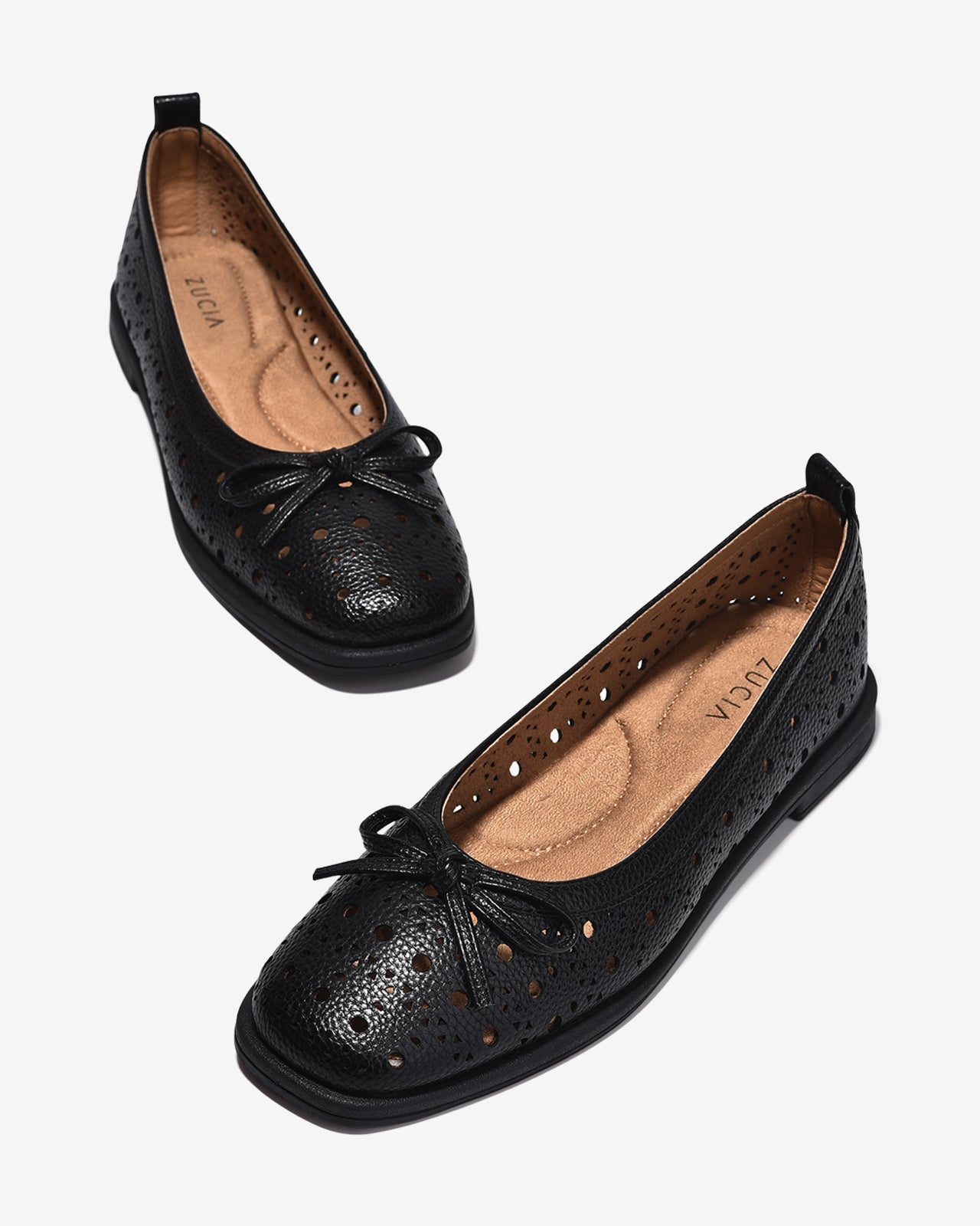 Giày Búp Bê Zucia Họa Tiết Đục Lỗ Khóa Nơ-GHLM4Đen Color1