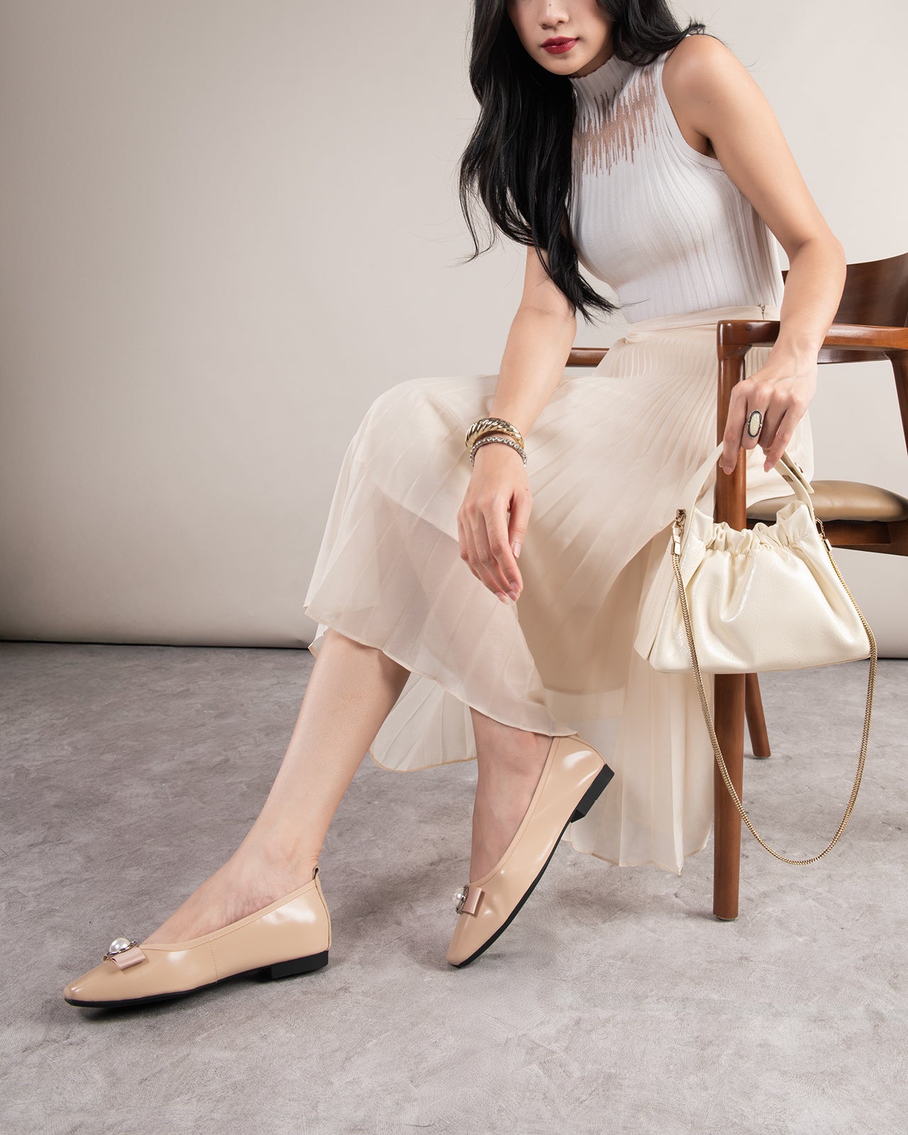 Giày Búp Bê Zuciani Da Bóng Đính Ngọc Trai-GCM06Kem Color1