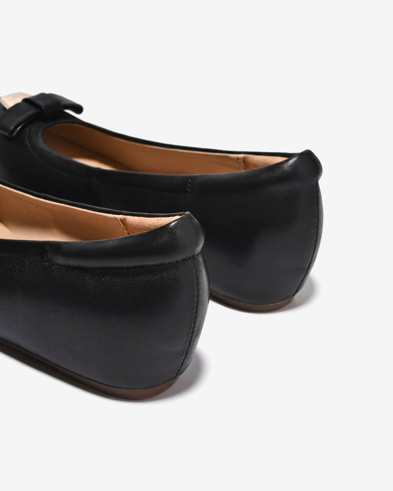 Giày Búp Bê Zuciani Mũi Nhọn Khóa Nơ-GSD05Đen Color1