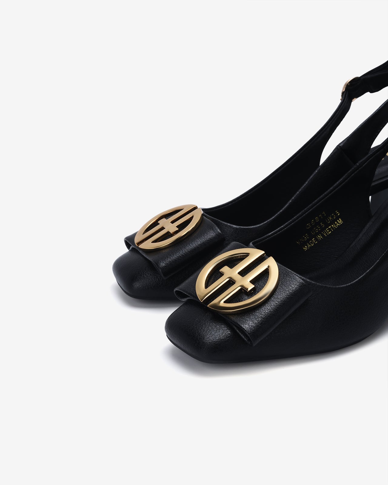 Giày Slingback Mũi Vuông Khóa Logo Mạ Vàng-G5811Đen Color2