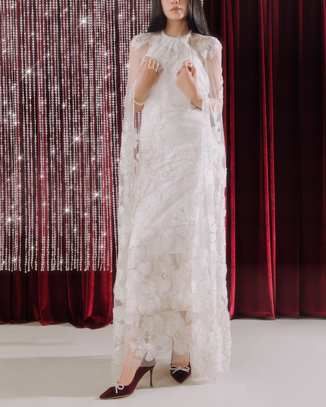 Giày Cao Gót Đông Hải Mũi Nhọn Nơ Đính Đá-G5848Đỏ Color1