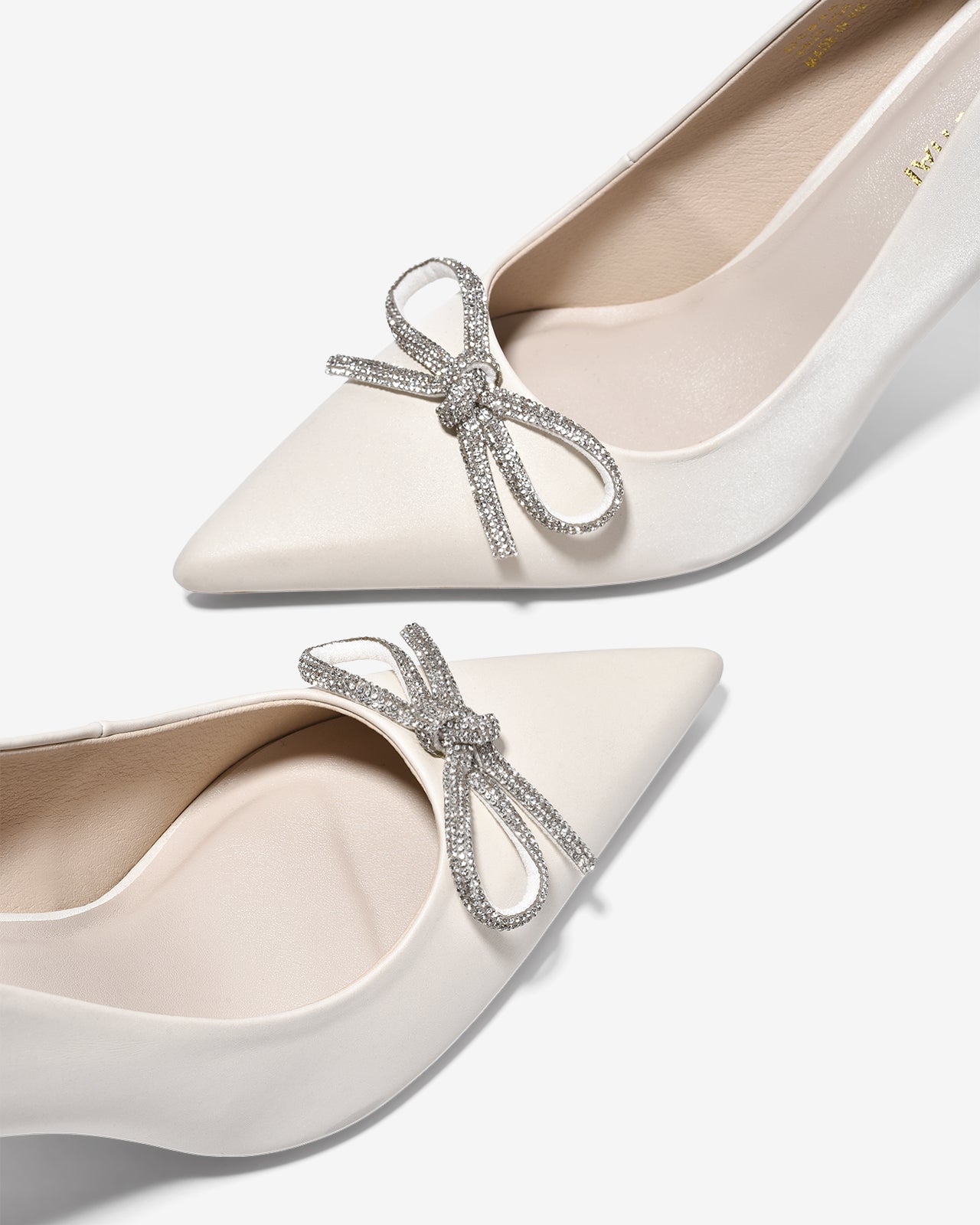 Giày Cao Gót Đông Hải Mũi Nhọn Nơ Đính Đá-G5848-Trắng Color1