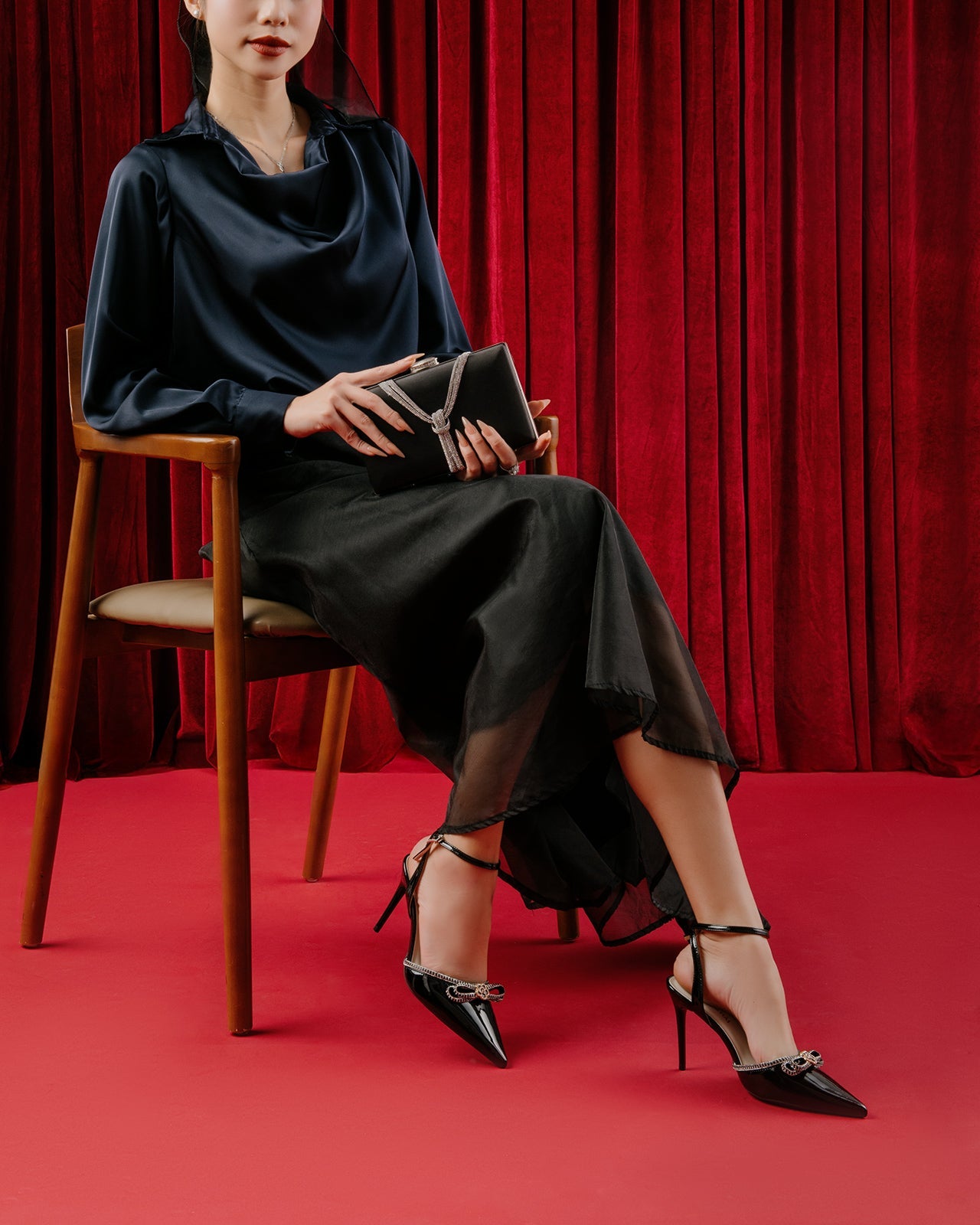 Giày Cao Gót Đông Hải Quai Ankle Strap Nơ Đính Đá-G5859Đen Bóng Color1