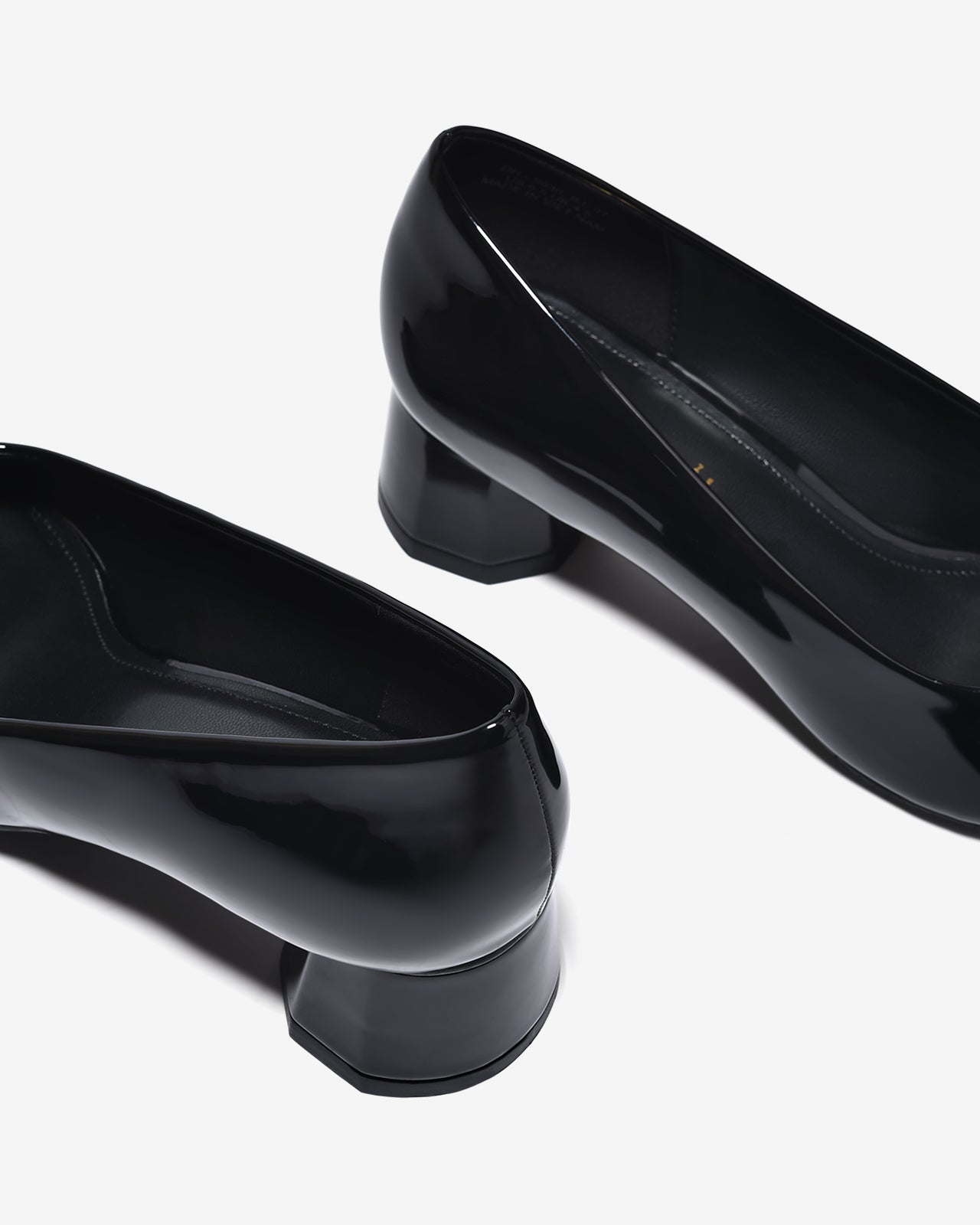 Giày Cao Gót Đông Hải Gót Trụ 4cm Êm Ái-G5930Đen Bóng Color1