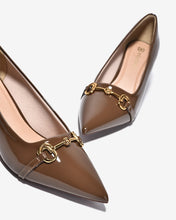 Giày Cao Gót Đông Hải Da Bóng Khóa Cách Điệu-G81U4-Nâu Color1