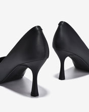 Giày Cao Gót Đông Hải Mũi Nhọn Khoét Tim-G81V2-Đen Color1