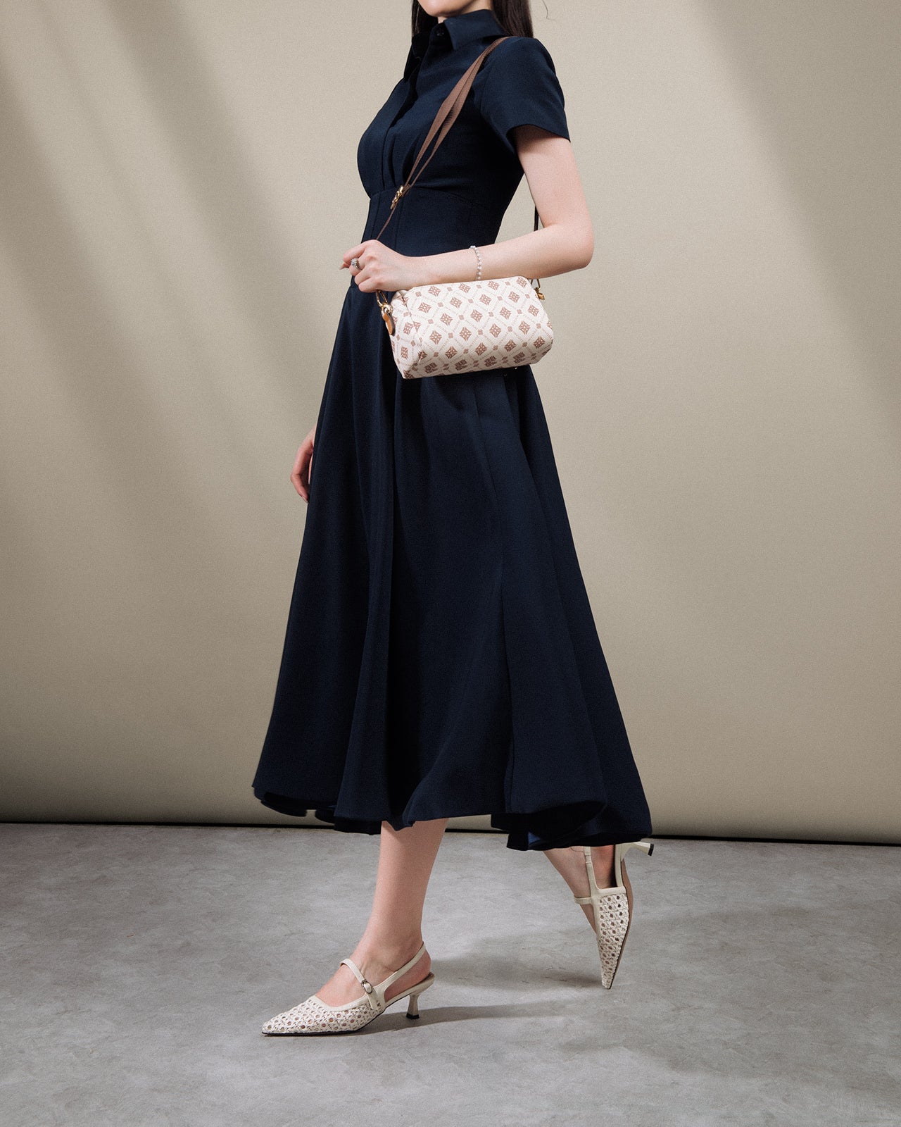 Giày Slingback Cao Gót Zucia Đan Lưới-GTH88Trắng Color1
