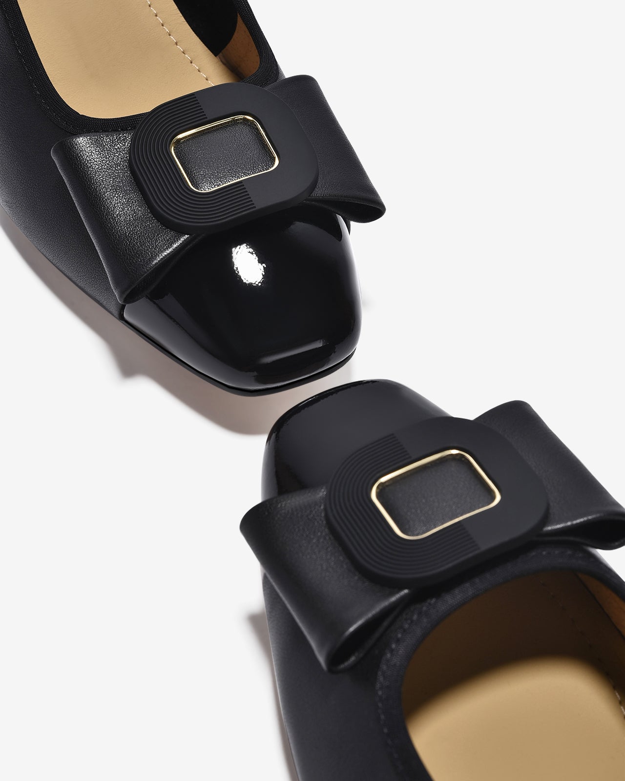 Giày Cao Gót Zuciani Mũi Phối Da Bóng Đính Khoá Nơ-GCM04Đen Color1