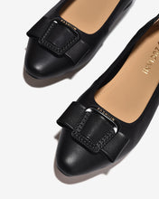 Giày Cao Gót Zuciani Gót Vuông Khóa Nơ-GCM38-Đen Color1