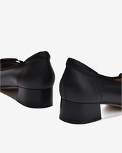 Giày Cao Gót Zuciani Gót Vuông Khóa Nơ-GCM38-Đen Color1