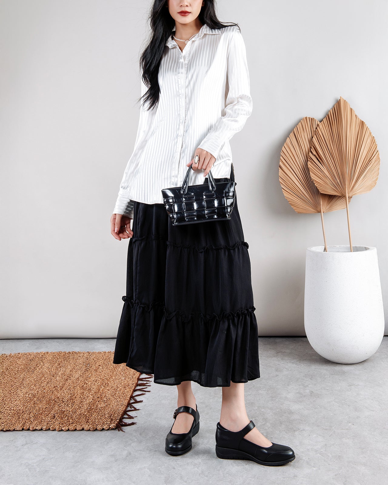 Giày Xuồng Zuciani Mũi Tròn Khoá Tim-GCM28Đen Color1