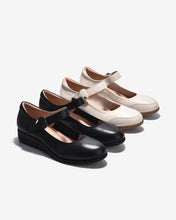 Giày Xuồng Zuciani Mũi Tròn Khoá Tim-GCM28Đen Color1