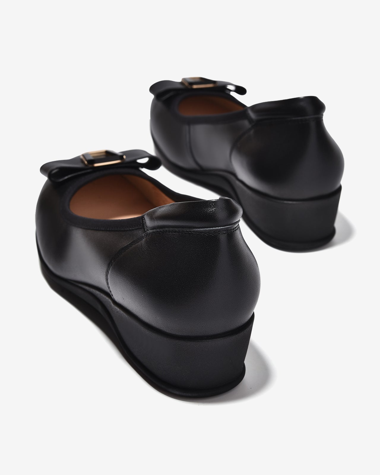 Giày Xuồng Zuciani Nơ Khóa Kim Loại-GCM37Đen Color1