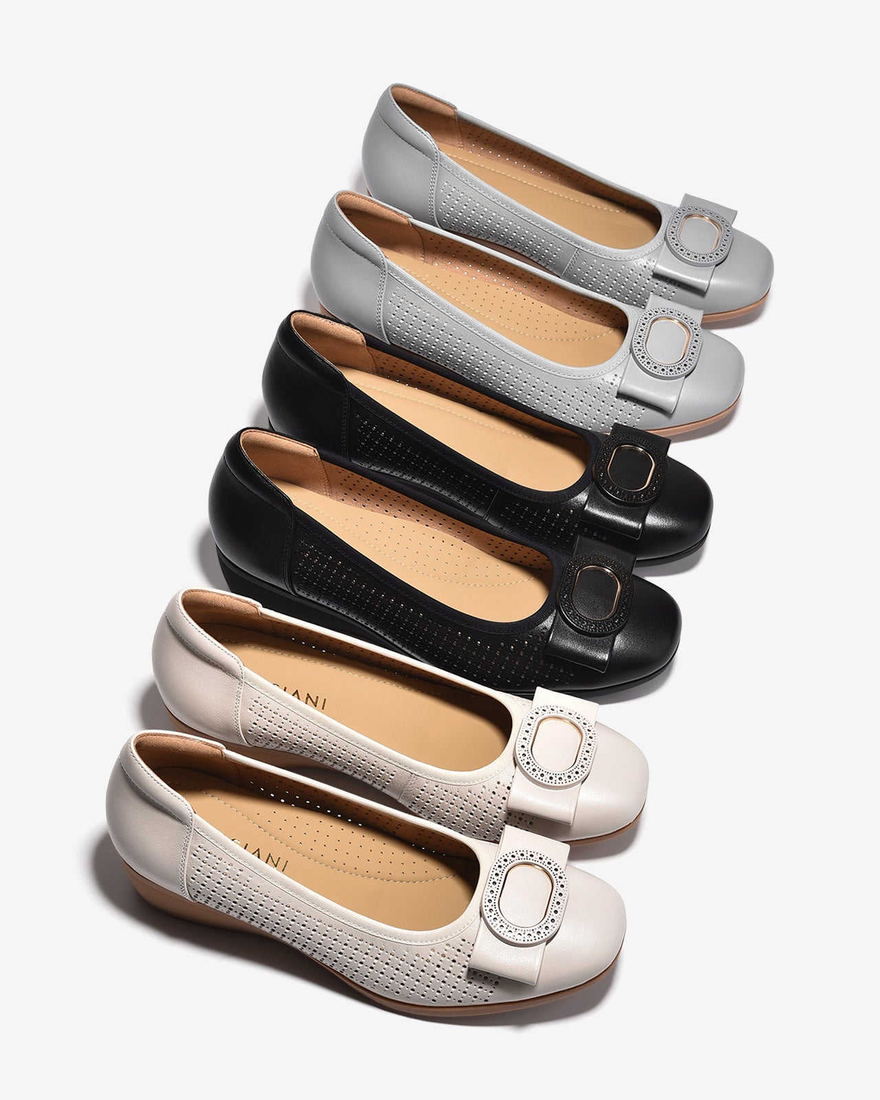 Giày Xuồng Nữ Zuciani Hoạ Tiết Đục Lỗ Laser-GCM40Đen Color1