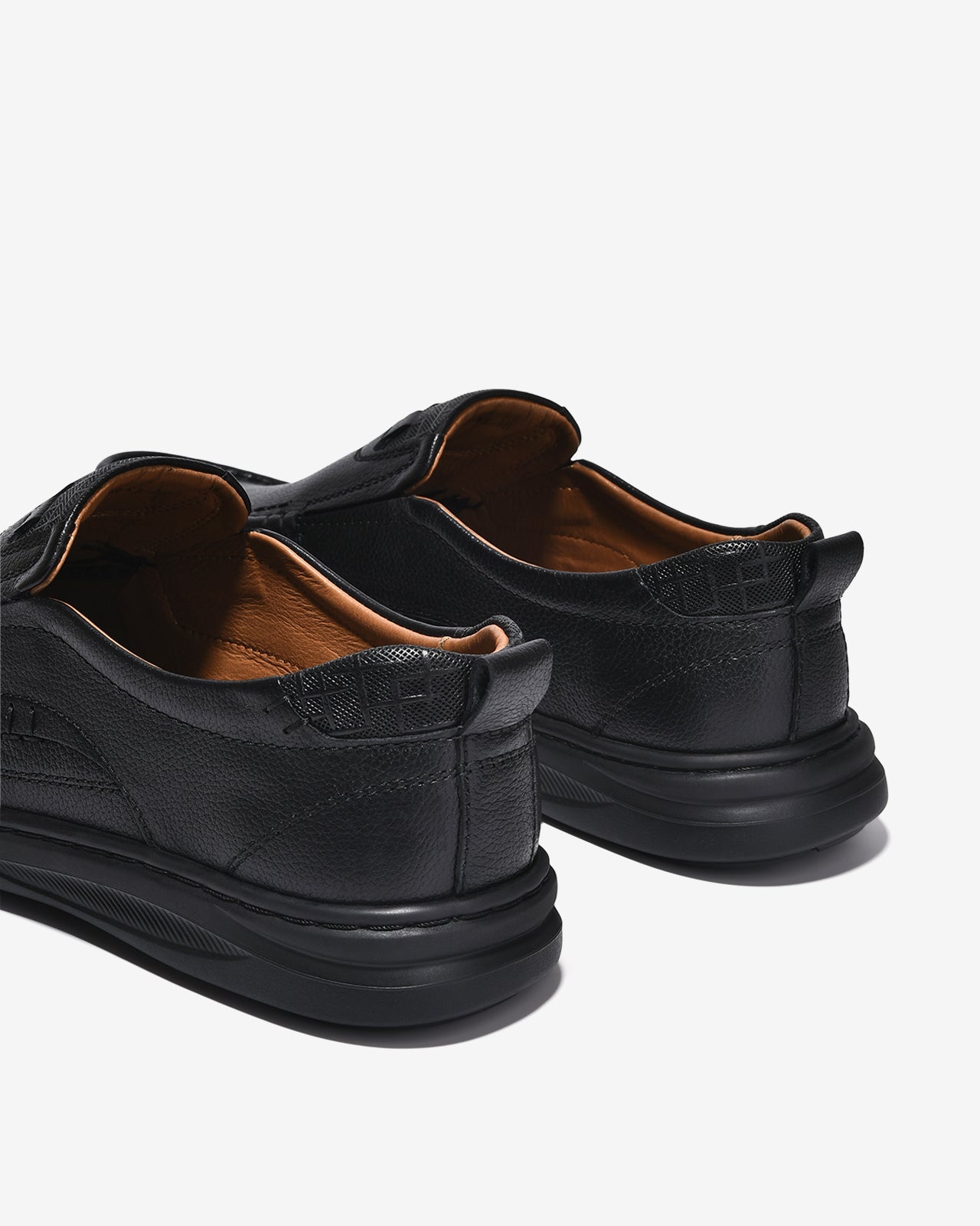 Giày Lười Nam Đông Hải Vân Chỉ Nổi-G0358-Đen Color1