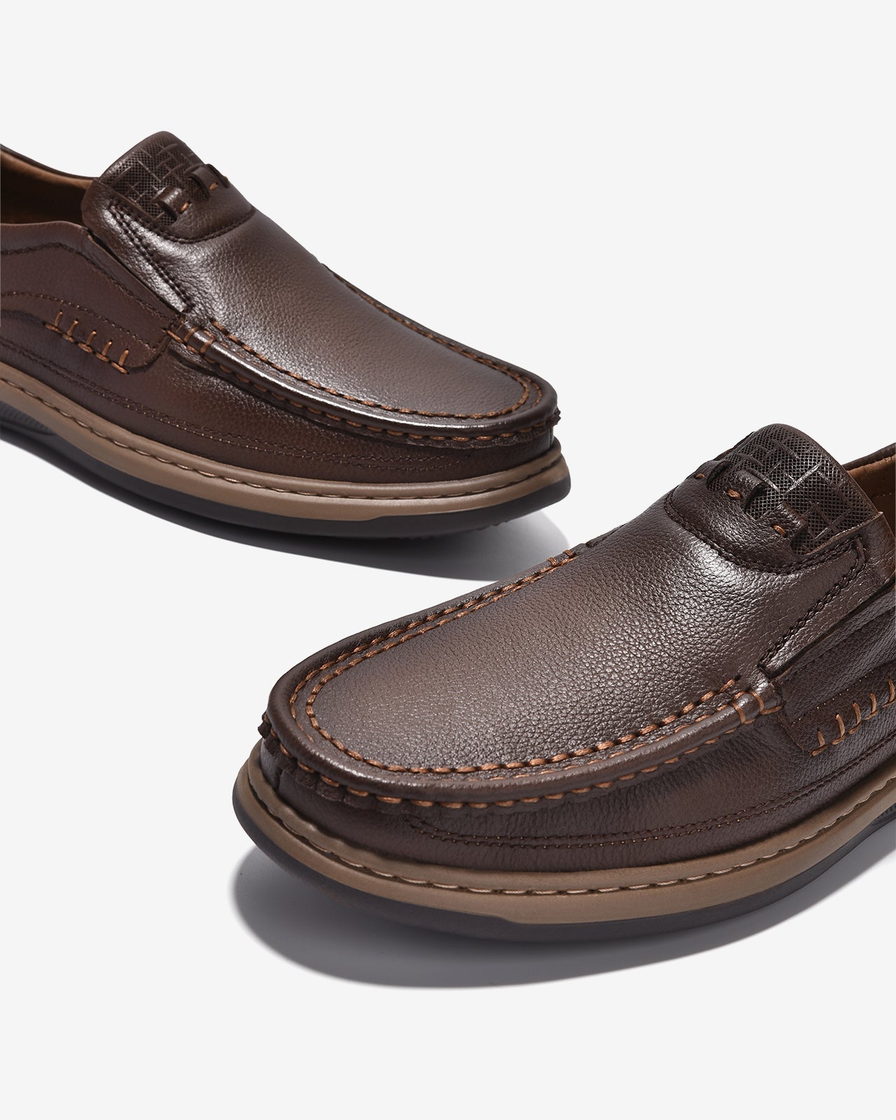 Giày Lười Nam Đông Hải Vân Chỉ Nổi-G0358Nâu Color1