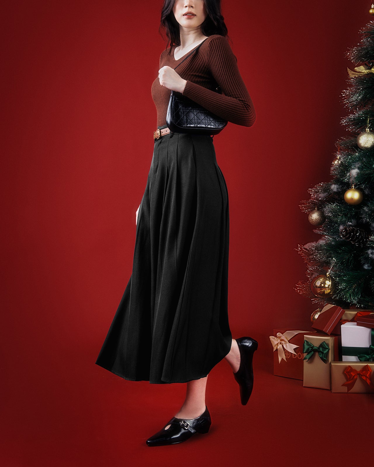 Giày Lười Nữ Zuciani Da Bóng Vân Gấp Cổ Điển-GCM35-Đen Color1