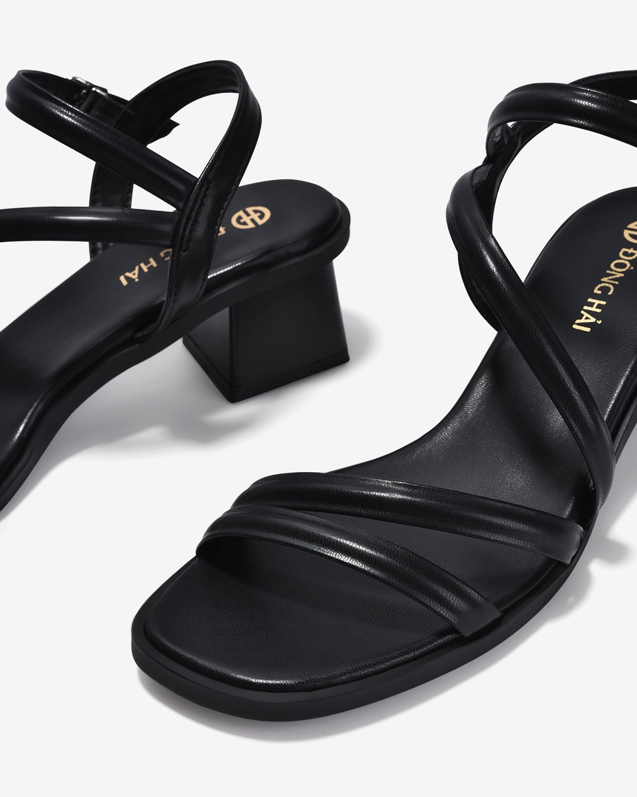 Giày Sandal Cao Gót Đông Hải Quai Đan Mảnh-S32F8-Đen Color1
