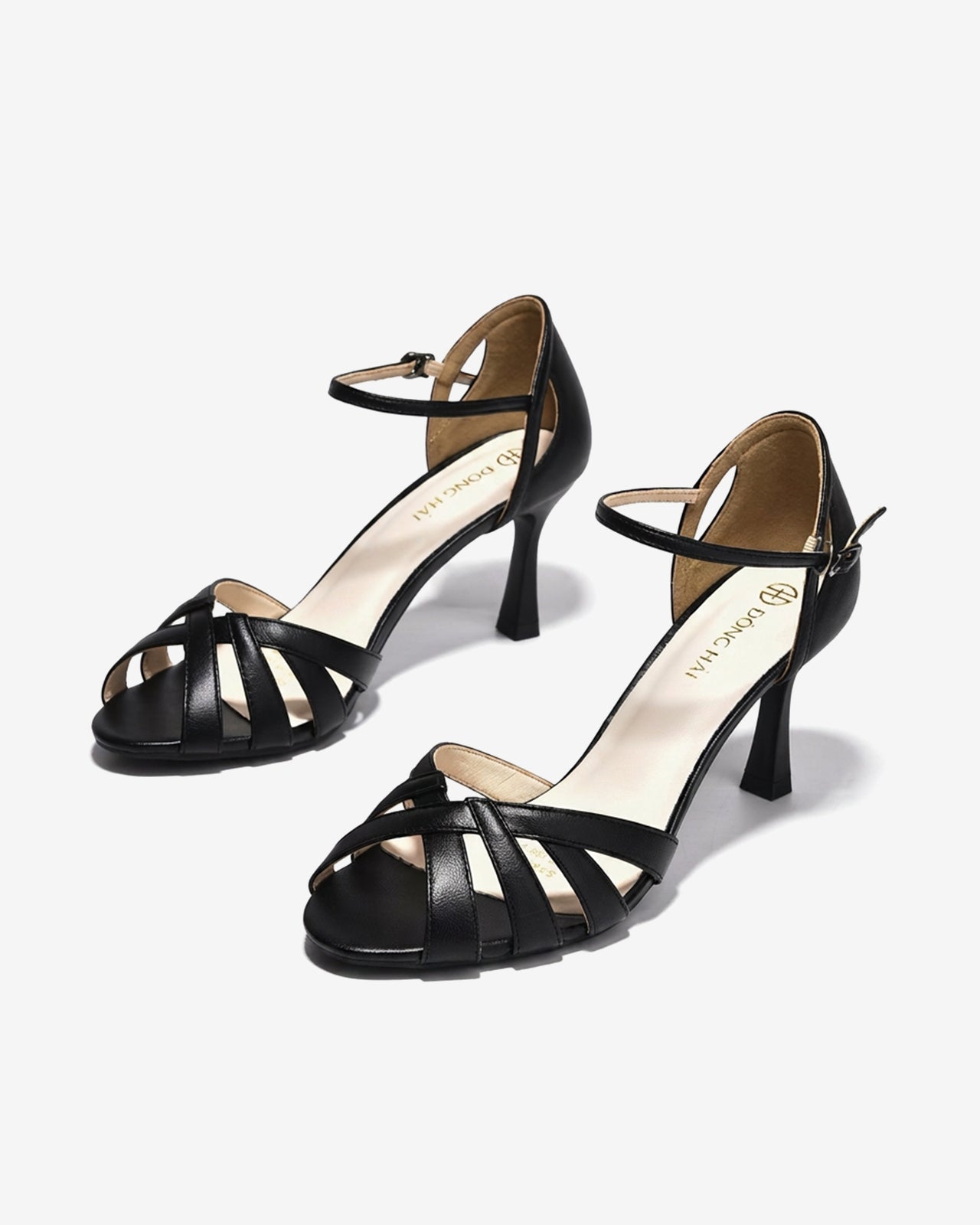 Sandal Cao Gót Đông Hải Quai Đan Cánh Tim-S5868Đen Color1