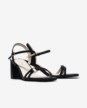 Sandal Cao Gót Đông Hải 7cm Quai Mảnh Đính Khoen-S5875Đen Color1