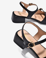 Giày Sandal Cao Gót Đông Hải Quai Khoá-S5902Đen Color1