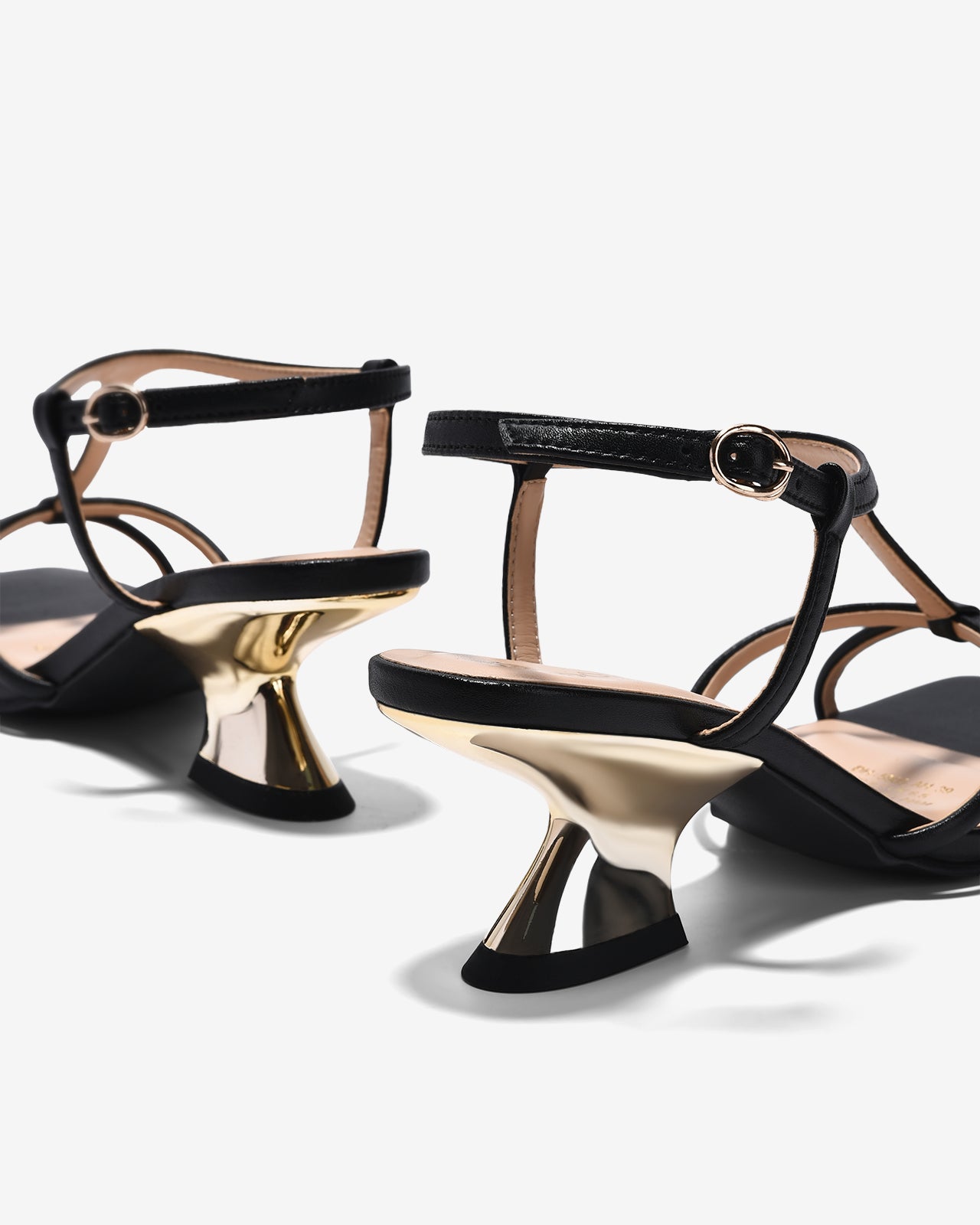 Sandal Cao Gót Nữ Đông Hải Quai Mảnh Đan Chéo Đế Ánh Kim-S5905Đen Color1