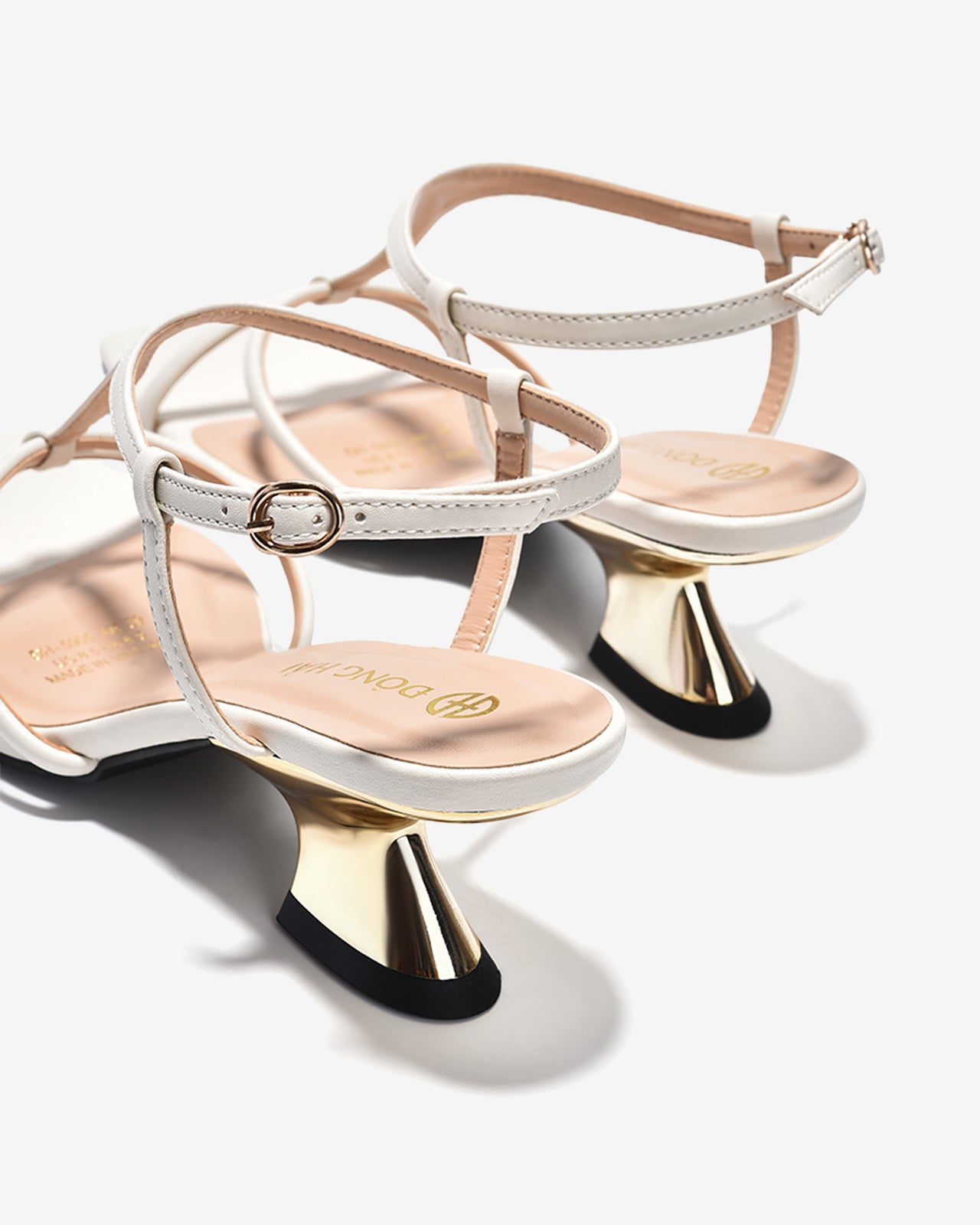 Sandal Cao Gót Nữ Đông Hải Quai Mảnh Đan Chéo Đế Ánh Kim-S5905Trắng Color1