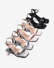 Giày Sandal Cao Gót Đông Hải Mũi Vuông Quai Mảnh-S81T1Đen Color1