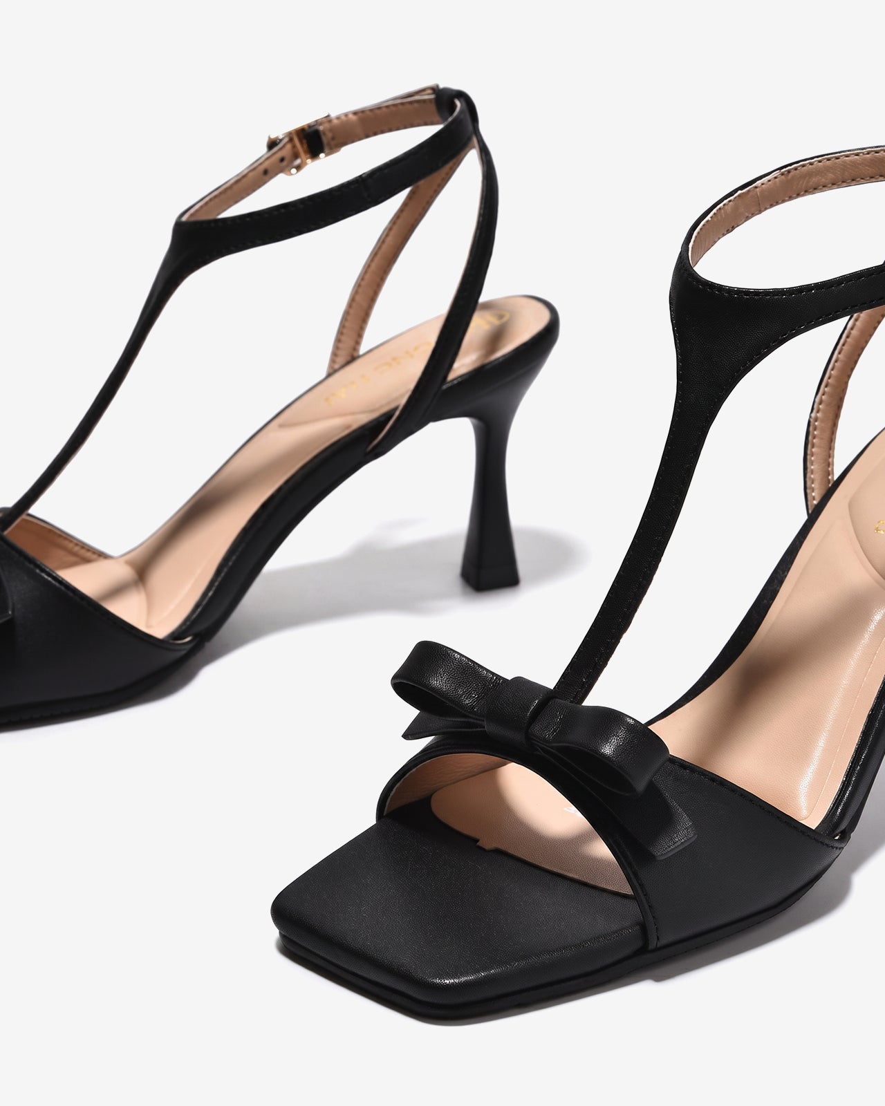 Sandal Cao Gót Đông Hải Quai Nơ-S81W1Đen Color1
