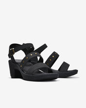 Giày Sandal Cao Gót Nữ Zucia Platform Quai Gắn Đinh Tán Kim Loại-SRXB7Đen Color1