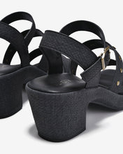 Giày Sandal Cao Gót Nữ Zucia Platform Quai Gắn Đinh Tán Kim Loại-SRXB7-Đen Color1