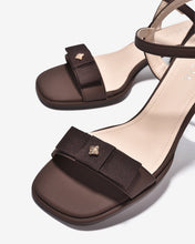 Sandal Cao Gót Zucia Nơ Ruy Băng Đính Logo-STH98Nâu Color1
