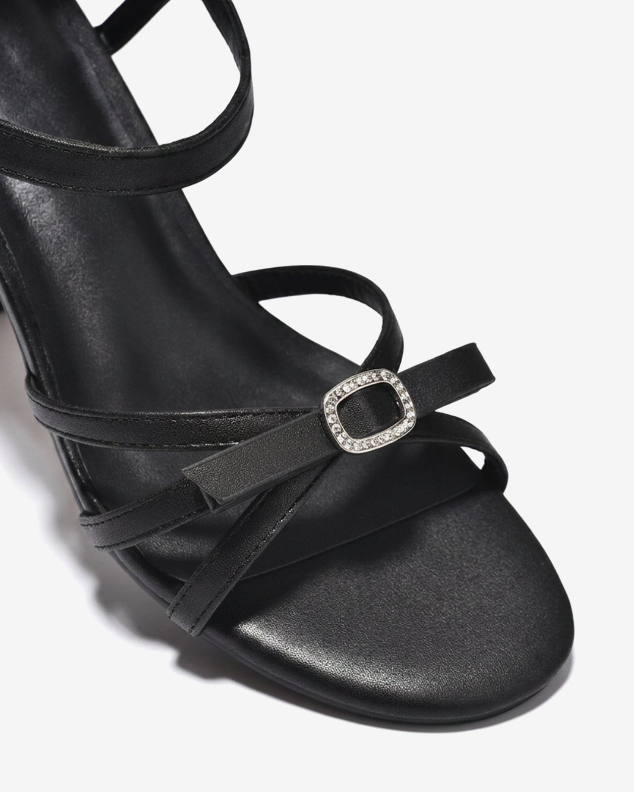 Sandal Cao Gót Zucia Quai Mảnh Đính Nơ Phối Đá-STHC1Đen Color1