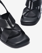 Giày Sandal Cao Gót Zuciani Mũi Vuông Quai Chữ X-SCL01Đen Color1