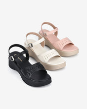 Giày Sandal Đông Hải Quai Họa Tiết Cách Điệu-S32D9Đen Color1