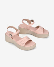 Giày Sandal Đông Hải Quai Họa Tiết Cách Điệu-S32D9Hồng Color2