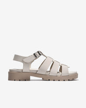 Giày Sandal Đông Hải Quai Song Song Cách Điệu-S32F9Kem Color1First