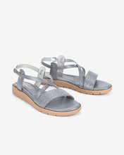 Giày Sandals Nữ Đông Hải Quai Ngang Da Dập Vân-S7428Xám Color2