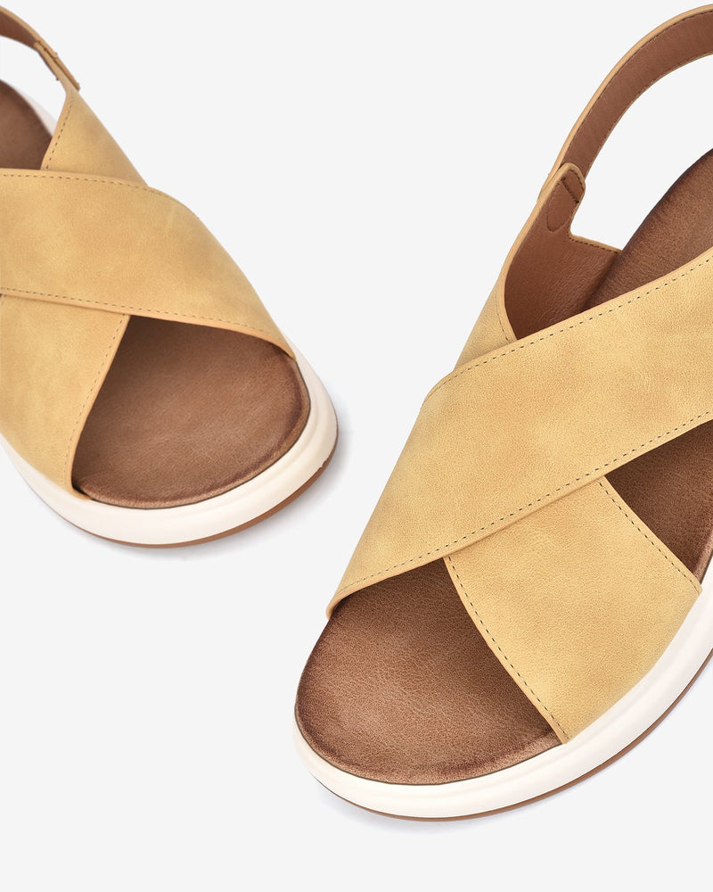Giày Sandal Zucia Đế Bằng Quai Đôi Đan Chéo-SHLD6-Vàng Color3