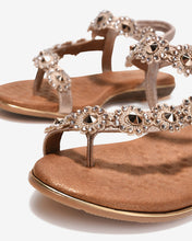 Sandal Kẹp Nữ Zucia Quai Chéo Đính Đá-SHLK6-Hồng Color1