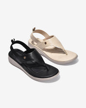 Giày Sandal Kẹp Nữ Zucia Quai Bảng Lớn Đính Logo-SRXB6-Kem Color1