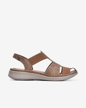 Giày Sandal Rọ Nữ Zucia Quai Dập Vân Bắt Sáng-SRXB8-Nâu Color1First