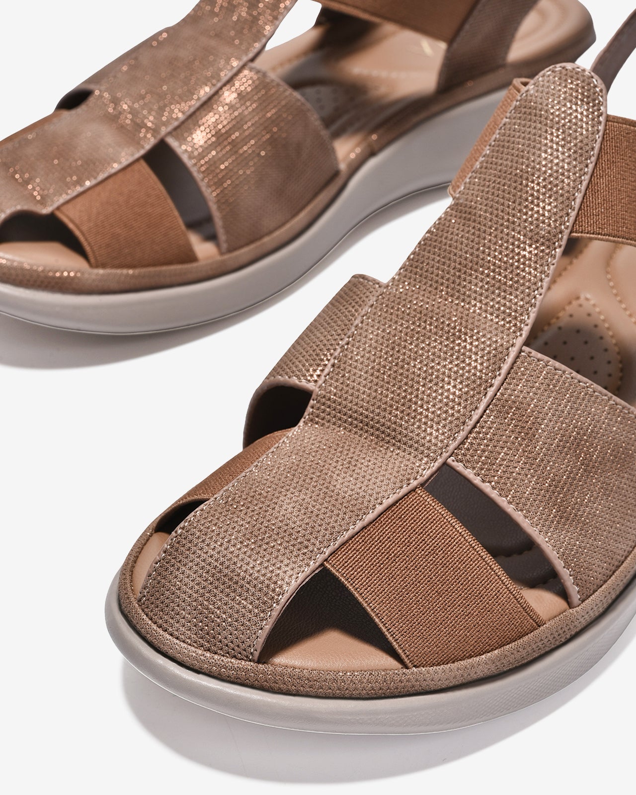 Giày Sandal Rọ Nữ Zucia Quai Dập Vân Bắt Sáng-SRXB8-Nâu Color1