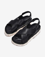 Giày Sandal Zucia Quai Chéo Bản To-STH94Đen Color1