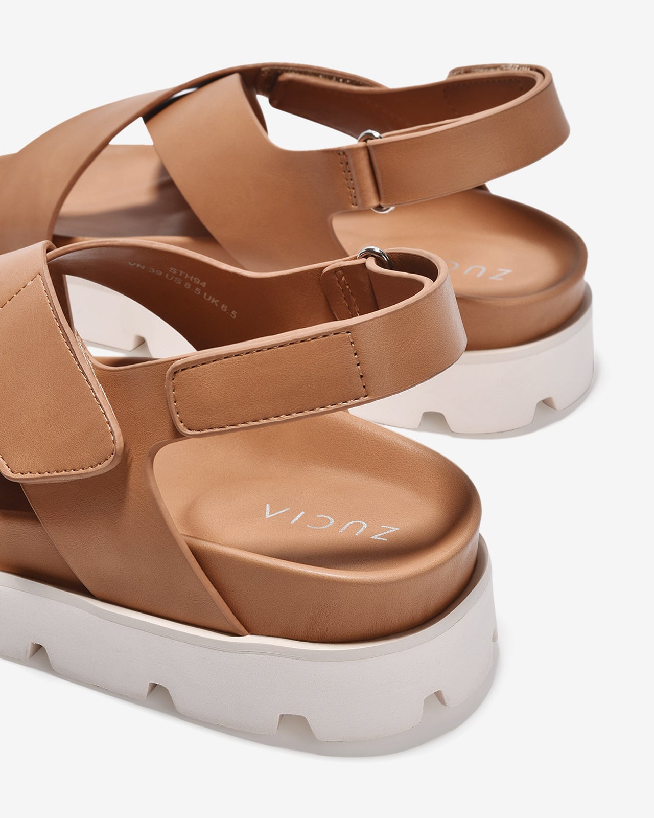 Giày Sandal Zucia Quai Chéo Bản To-STH94Nâu Color1
