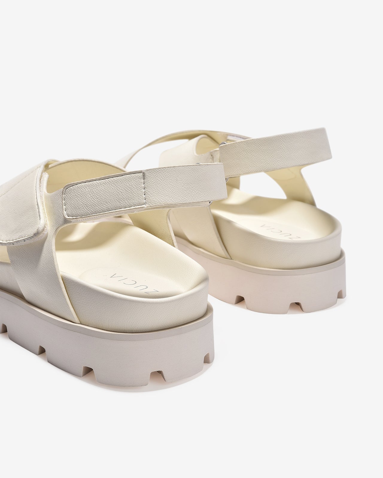 Giày Sandal Zucia Quai Chéo Bản To-STH94Trắng Color1