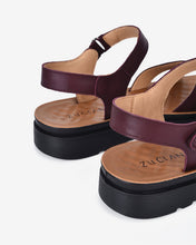 Giày Sandal Zuciani Họa Tiết Chiếc Lá-SCF51Đỏ Color2