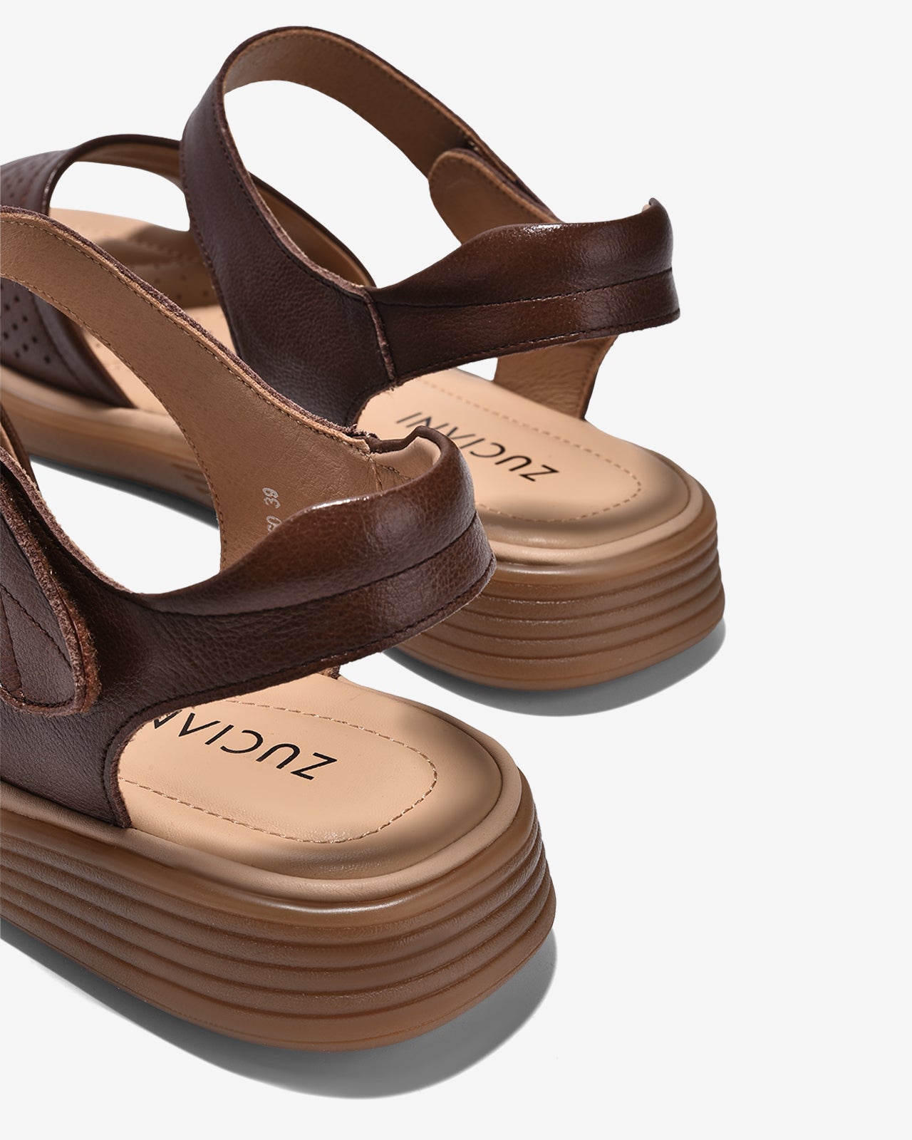 Sandals Nữ Zuciani Quai Ngang Thêu Hoạ Tiết-SCF60-Nâu Color1